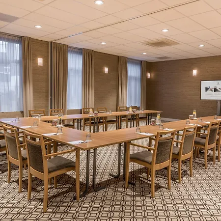 Sandton Centre - Centre With Private Parking Hotel