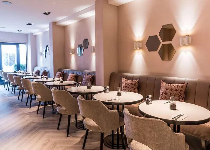 Hotel Sandton Centre - Private Parking 3*