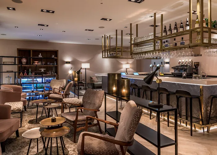 Sandton Eindhoven Centre 3*