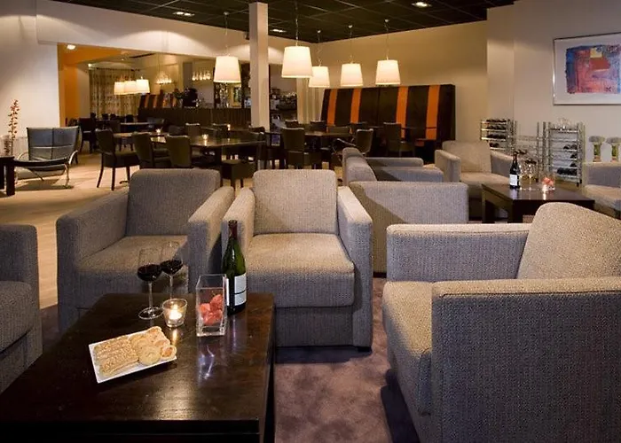 Sandton Centre - Private Parking 3*