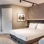 Sandton Eindhoven Centre - Hotel Eindhoven City Centre With Private Parking Эйндховен