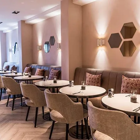 Ξενοδοχείο Sandton Centre - Centre With Private Parking 3*