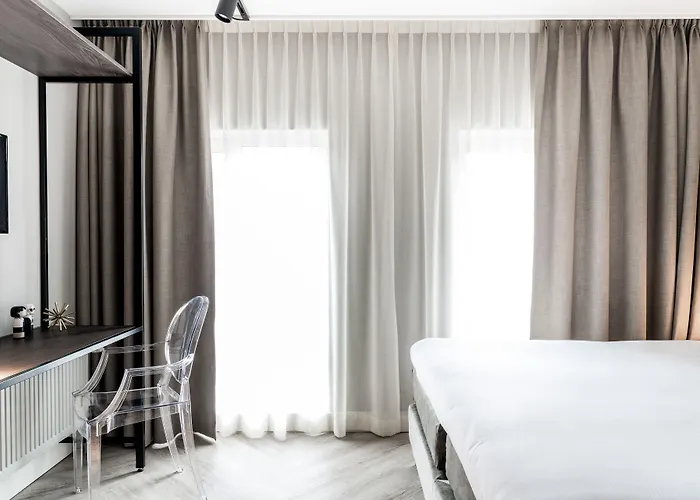 Sandton Centre - Private Parking 3*