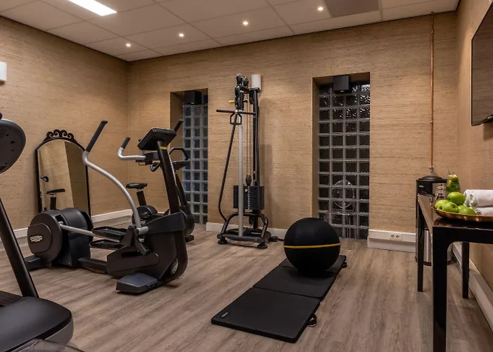 Sandton Eindhoven Centre - Hotel Eindhoven City Centre With Private Parking 3* Eindhove