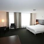 Hotel Sandton Eindhoven Centre 3*