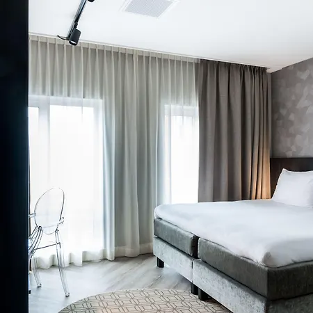 Sandton Centre - Private Parking ホテル 3*