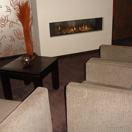 Sandton Centre Hotell 3*
