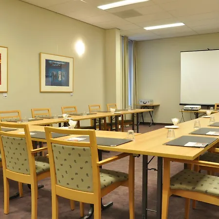 Sandton Centre - Private Parking 3*