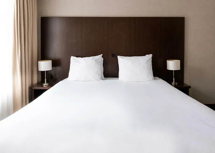 Hotel Sandton Centre - Private Parking 3*